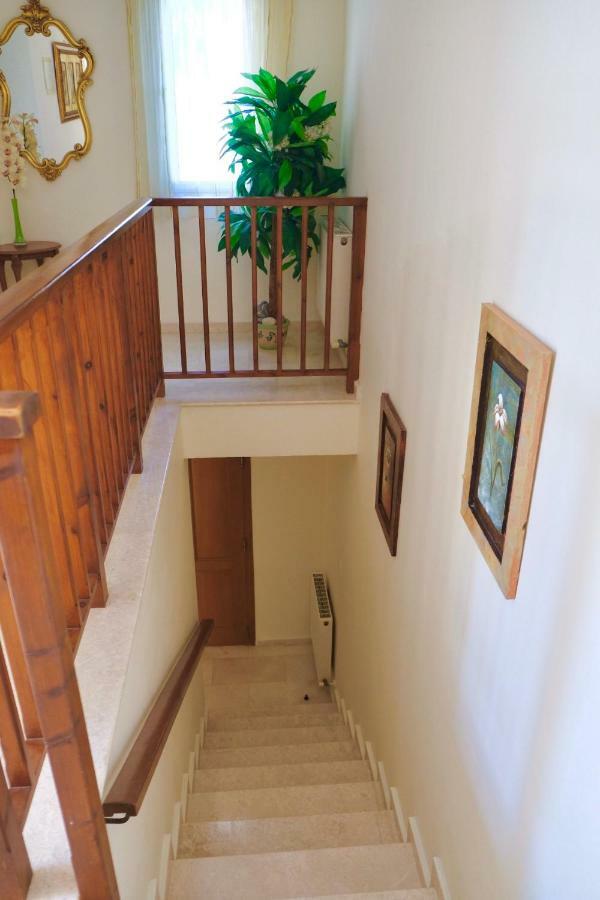 Villa On The First Line Peyia Exterior foto